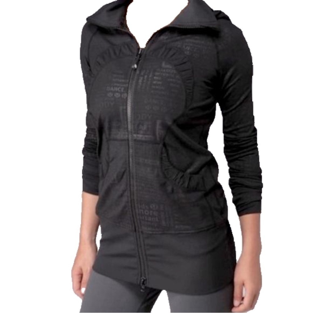 Lululemon Gather Together Jacket  Extremely Rare black print  hooded size 4